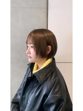 リック(Ric by KENJE) ナチュラルベージュショート