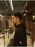 クラシカルなオールバックスタイル