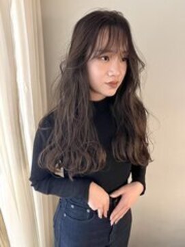 アン(Un) 黒髪/小顔/ワンレン/ヘア大人