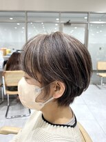 アッドバイケンジ(Add.. by KENJE)&nbsp;白髪ぼかしハイライト×ショート　【戸塚/戸塚駅】