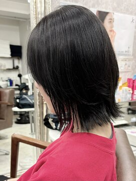 ハイバレーヘアーメゾン(HIGH VALLEY HAIRMAISON) ミディアムぱっつんボブミディアムレイヤー岡山南中央町