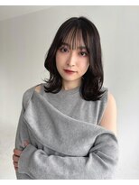 ヨロ(YORO)&nbsp;【新潟/古町】20～40代　ミディアムレイヤー