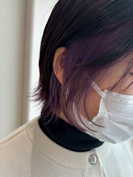 ファムバイアヴァンス(Femme by AVANCE.) さりげなく個性光るパープルインナー