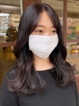 オッジ 西新店(Oggi) ダークグレージュ 透明感カラー 顔周りカット 韓国ヘア 艶髪