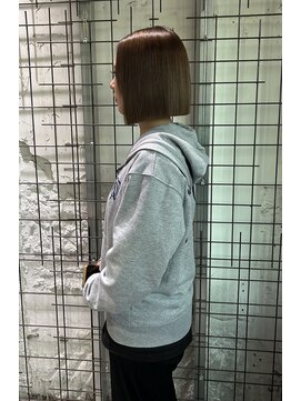 ウム(UMM) 前下がりbob