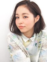 コス(kos) フィット感*似合わせるハイカジュアルなボブ