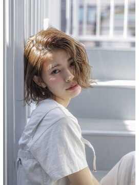 カライングドゥ(ing deux) 【+～ing  deux】 ゆるふわボブ【辻口俊】