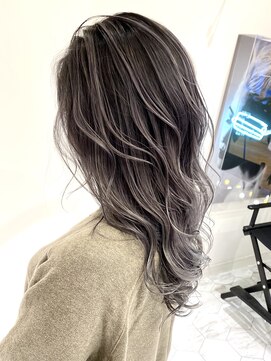 アマンドール(Aman D'or) アマンドール齊藤☆コントラストバレイヤージュ