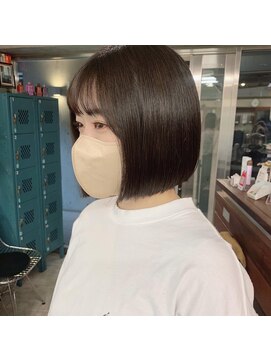 ギフトサニーサイド(gift sunny side) コンパクトな収まり*ミニボブ/切りっぱなしボブ