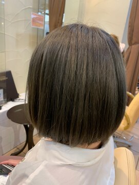 ティエル(Tiele) オリーブグレージュ