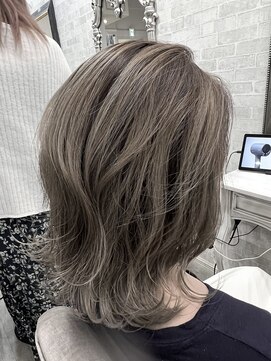 アールプラスヘアサロン(ar+ hair salon) バレイヤージュ ニュアンスグレージュ
