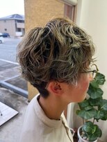 エルフゥ(Elle fou)&nbsp;ツーブロック　パーマ