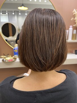 アオ 花咲町(a-o) 柔らかい質感のボブ♪