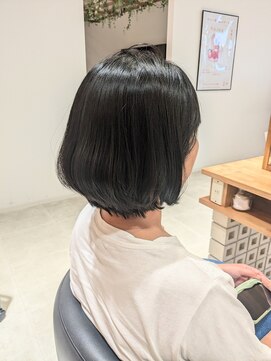 ストーリアエフ カミトザッカ(storia.f kami to zakka) 極艶ストレート