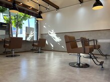 アグ ヘアー クラム 高知高須店(Agu hair kulam)