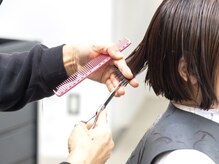 アイ(eYe)の雰囲気（ソムリエ認定【四日市/ショート/ボブ/白髪/オージュア/白髪】）