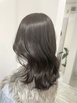 ハナ ビューティーヘアー(hana.) ミディアムレイヤー