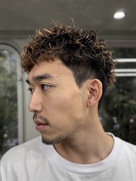 ニコ トウキョウ ロジック(nico TOKYO Logic) スパイキーショートメンズピンパーマ