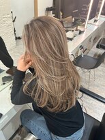 ブレンド 渋谷(BLend)&nbsp;ハイライトミディアムヘア暗めカラーオリーブグレー