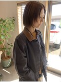 アッシュベージュ×顔まわりレイヤーカット