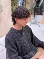 ダブルアール(RR MEN'S SALON)&nbsp;MEN’S/リバースセンターパート/ニュアンスパーマ/由比ヶ浜