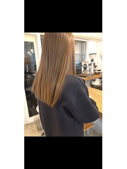 ボックスサロンアンドカフェ(box. SALON and CAFE)の写真/白髪染めでも傷ませない！気になる白髪をしっかりカバーし毛先まで潤うツヤ髪へ