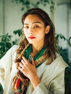 イングローブ 千葉ニュータウン中央店(Ingrove) 外国人風ハイライトロング