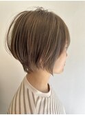 アッシュベージュショート