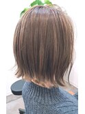 切りっぱなしライトボブ