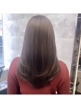 キャラ シャローネ 池袋(Chara Chalone) ☆ナチュラルフェミニン韓国ヘア☆レイヤーカットブラウン