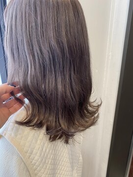 ペイジバイネオリーブ 吉祥寺店(Paige by Neolive) 透け感抜群!ラベンダーベージュカラー