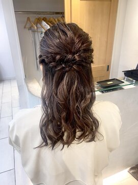 テトラ バイ ネオリーブ 横浜西口店(tetra by neolive) *ふわふわハーフアップアレンジ*