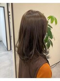 レイヤーヘルシースタイル×オリーブベージュ
