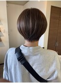 切りっぱなしボブハイライトベージュカラーショートレイヤーロブ