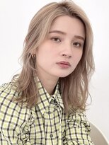 小顔レイヤーカットオリーブベージュワンカールデザインカラー