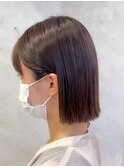 大人かわいいワンレン耳かけストレートボブ