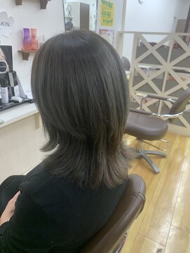 ヘアーサロンイーグル(Hair Salon Eagle) カーキグレージュ