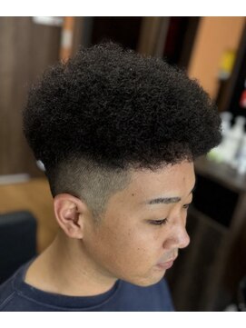 ピシャッとニ代目銀二郎 アフロパーマ