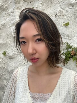 ピークアブー アヴェダ アトレ恵比寿(PEEK-A-BOO AVEDA) ボブレイヤーカット外ハネボブ細めハイライトひし形ミディ