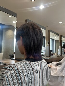 ヘアサロン アウラ(hair salon aura) メンズウルフインナーブリーチカラーフェザーパーマ