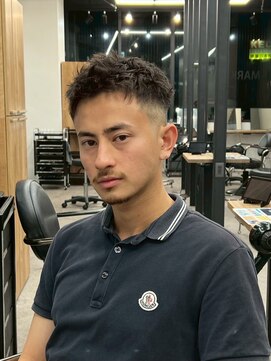 リッチブランドアンドコー(Rich Brand&Co) 七三フェード ビジネスマン メンズカット フェードカット