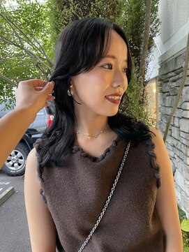 マカロンコワフュールドウシワカマル(macaron coiffure de ushiwakamaru) フェイスレイヤーカット