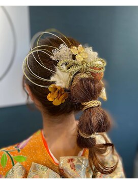 成人式用玉ねぎポニーテール