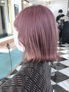ゲーム 渋谷店(GAME) ピンクベージュ/ダブルカラー/シンプルストレート/髪質改善/原宿