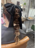 スターゴールド(STAR GOLD)&nbsp;飾りをいかしたヘアセット