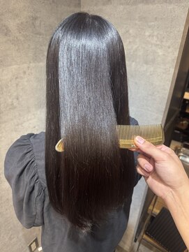 キャラ シャローネ 池袋(Chara Chalone) 髪質改善/うる艶/池袋/ダメージ/広がり/イベント前に【たいし】