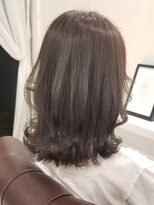 インビテーション(invitation) 細か目ハイライトで透明感カラーに!