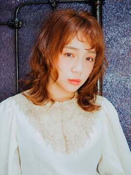 アイナ 浅草美容院(Aina) 眉上バングにコテ巻きひし形軽ミディ★◎30代40代50代