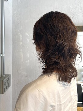 エディ(eddie) 【eddie】ミディアムウルフパーマ