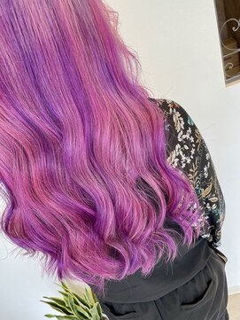 ラビスモア(Lovis moa) 魅力倍増カール/セミディ/シアーカラー/ダークアッシュ/姫カット